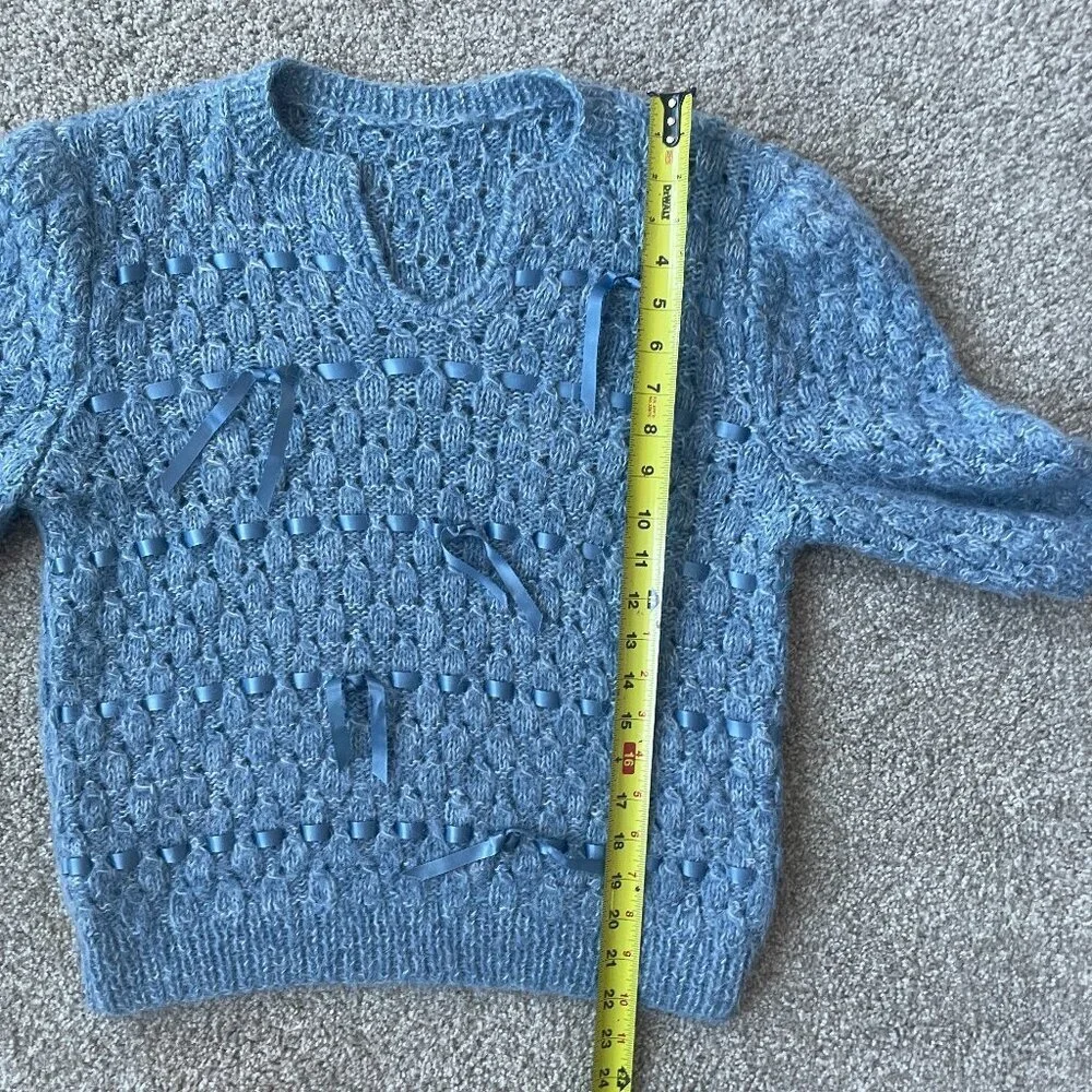 Vintage Silhouette Hand Knitted Short Sleeve Sweater with Basket Weave - Picture 10 of 10